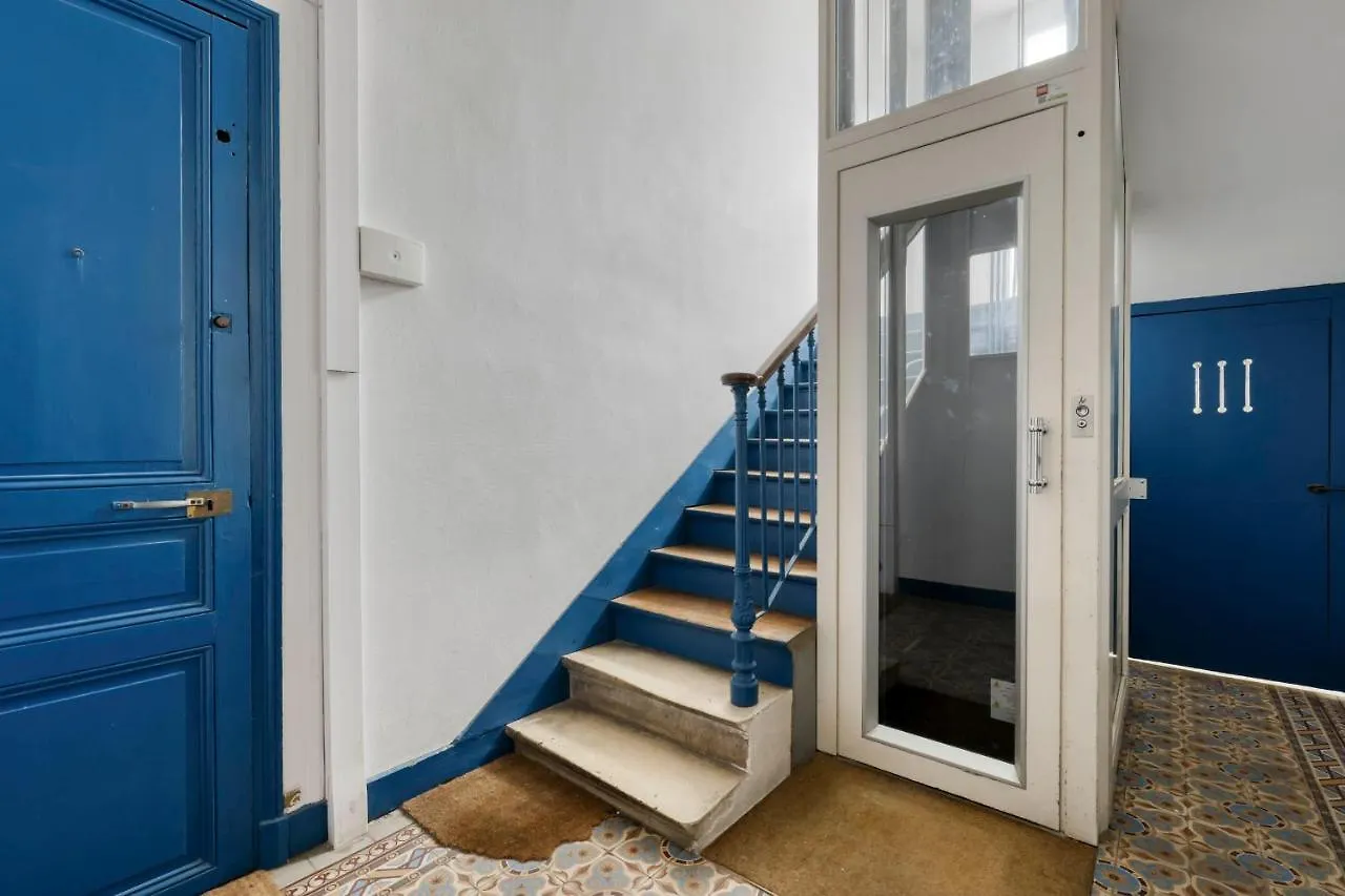 Nice And Authentic 2 Rooms Flat - Heart Of Paris 11 France