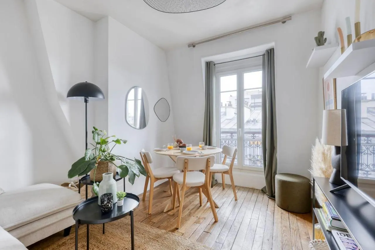 Nice And Authentic 2 Rooms Flat - Heart Of Paris 11 Apartmán
